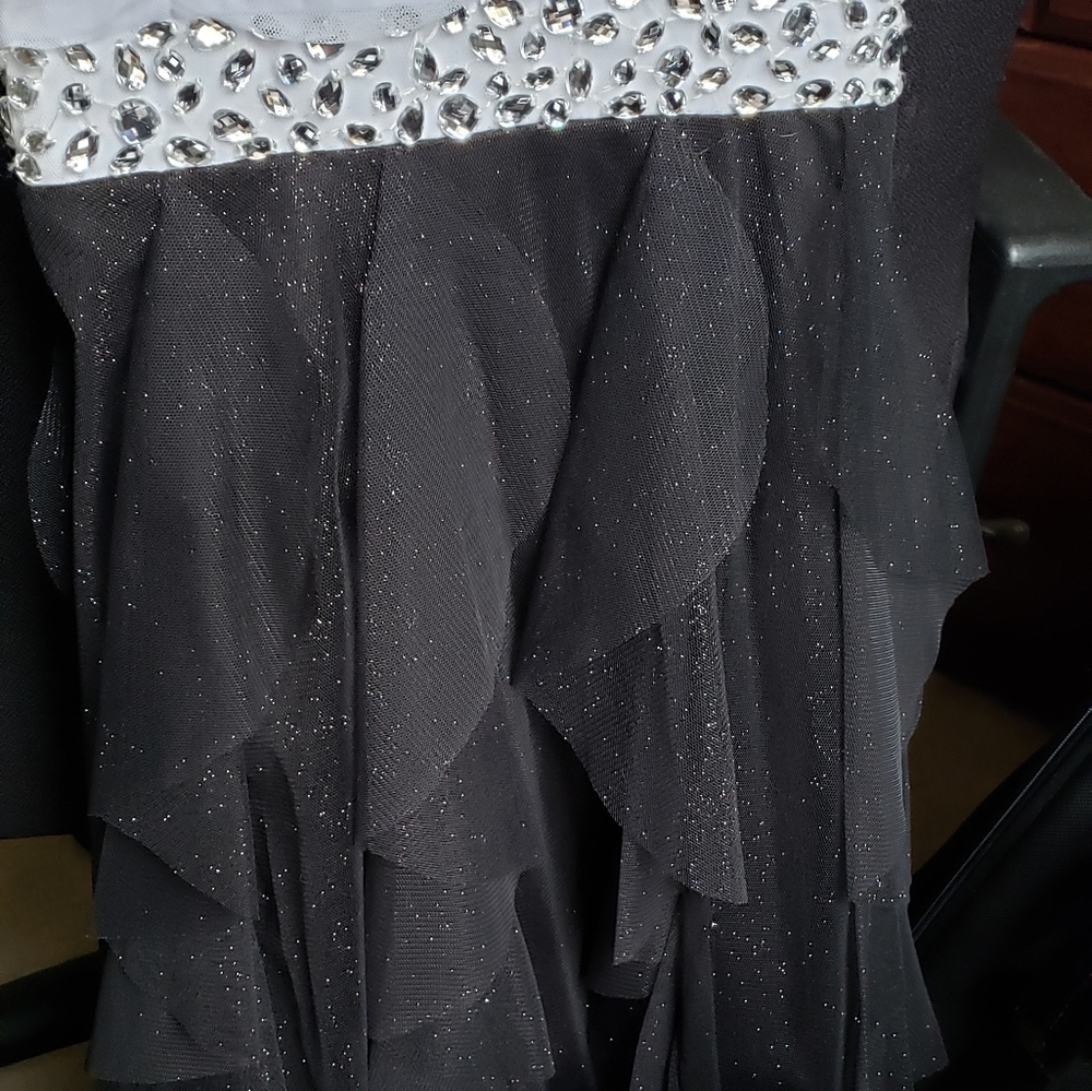 Girls formal dress NWOT - Picture 2 of 4